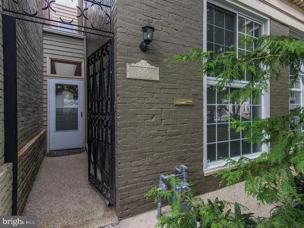 825 F ST NE, Washington, DC 20002