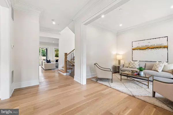 Chevy Chase, MD 20815,7712 ROCTON AVE