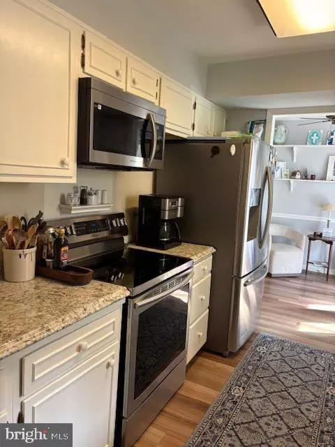Newtown Square, PA 19073,306 BELPAIRE CT