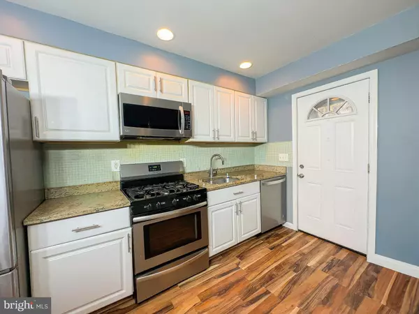 District Heights, MD 20747,2208 BRETON DR