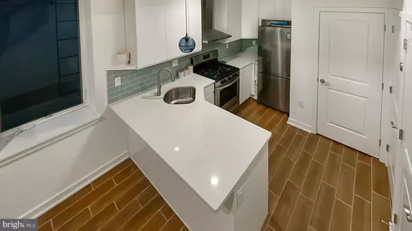 Philadelphia, PA 19139,4727-00 WALNUT ST #4