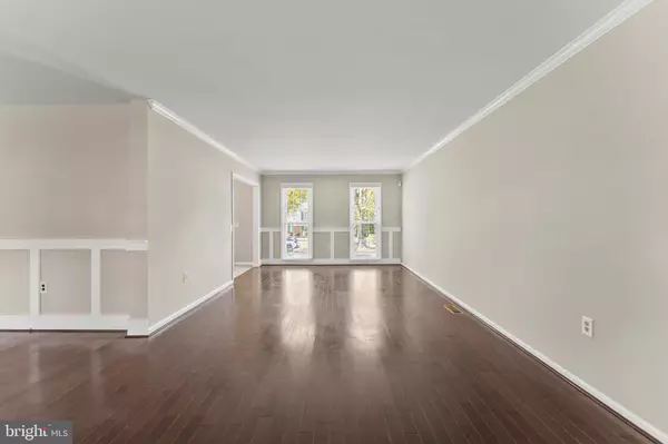 Laurel, MD 20708,11511 BASSWOOD CT