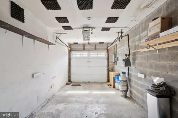 Philadelphia, PA 19146,1723 FITZWATER ST #B