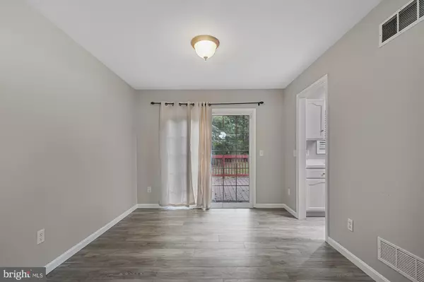 Dover, DE 19904,176 TALL TREE LN