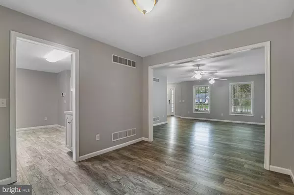 Dover, DE 19904,176 TALL TREE LN