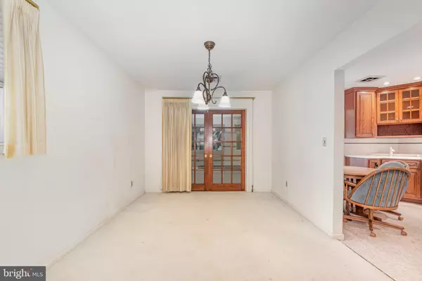 Mechanicsburg, PA 17050,415 PAWNEE DR