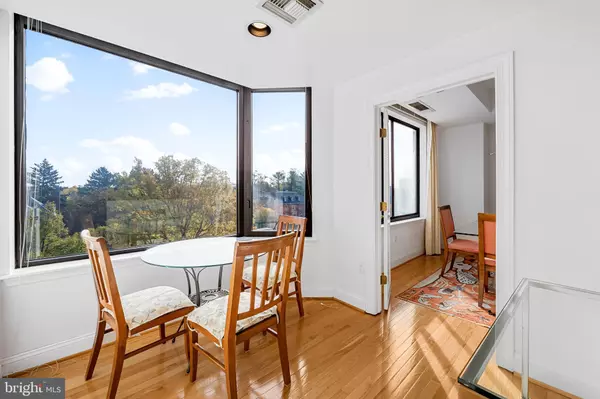 Baltimore, MD 21218,3704 N CHARLES ST N #406