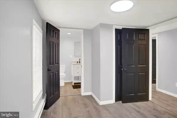 Coal Township, PA 17866,829-831 W PINE ST