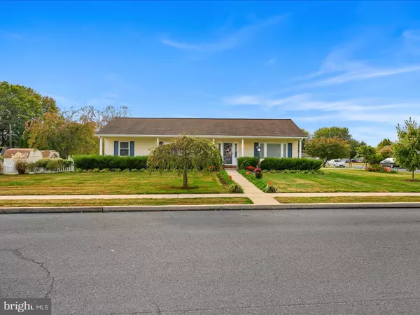 Mechanicsburg, PA 17050,1 BOURBON RED DRIVE