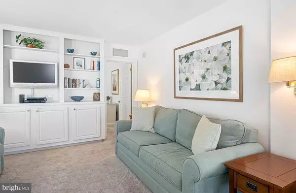 Rehoboth Beach, DE 19971,58 MARYLAND AVE #2