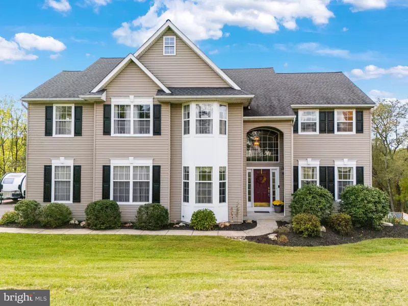 16 ANGELICA DR, Avondale, PA 19311