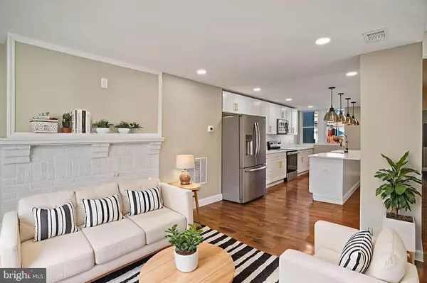 Baltimore, MD 21229,604 N AUGUSTA AVE