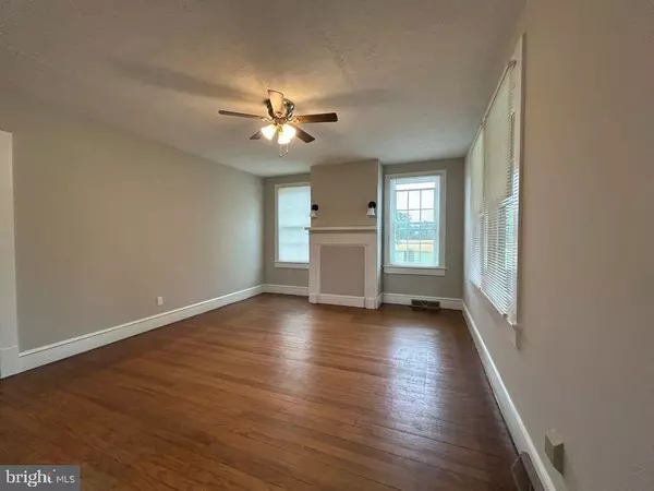 Woodford, VA 22580,15471 US ROUTE 1 HWY