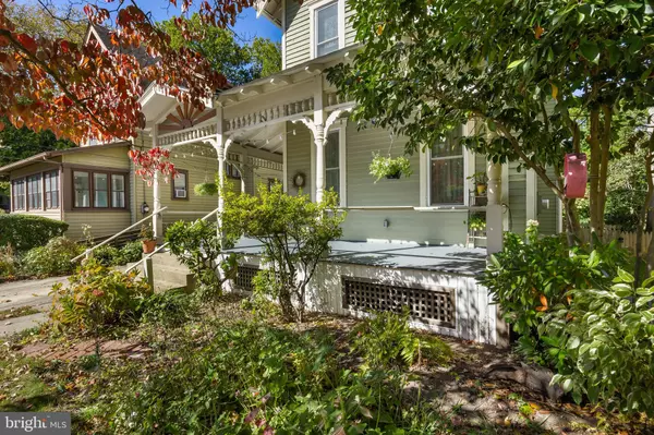 Pennsauken, NJ 08109,6563 PARK AVE