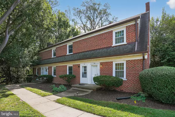 Silver Spring, MD 20910,1704 E WEST HWY #1704