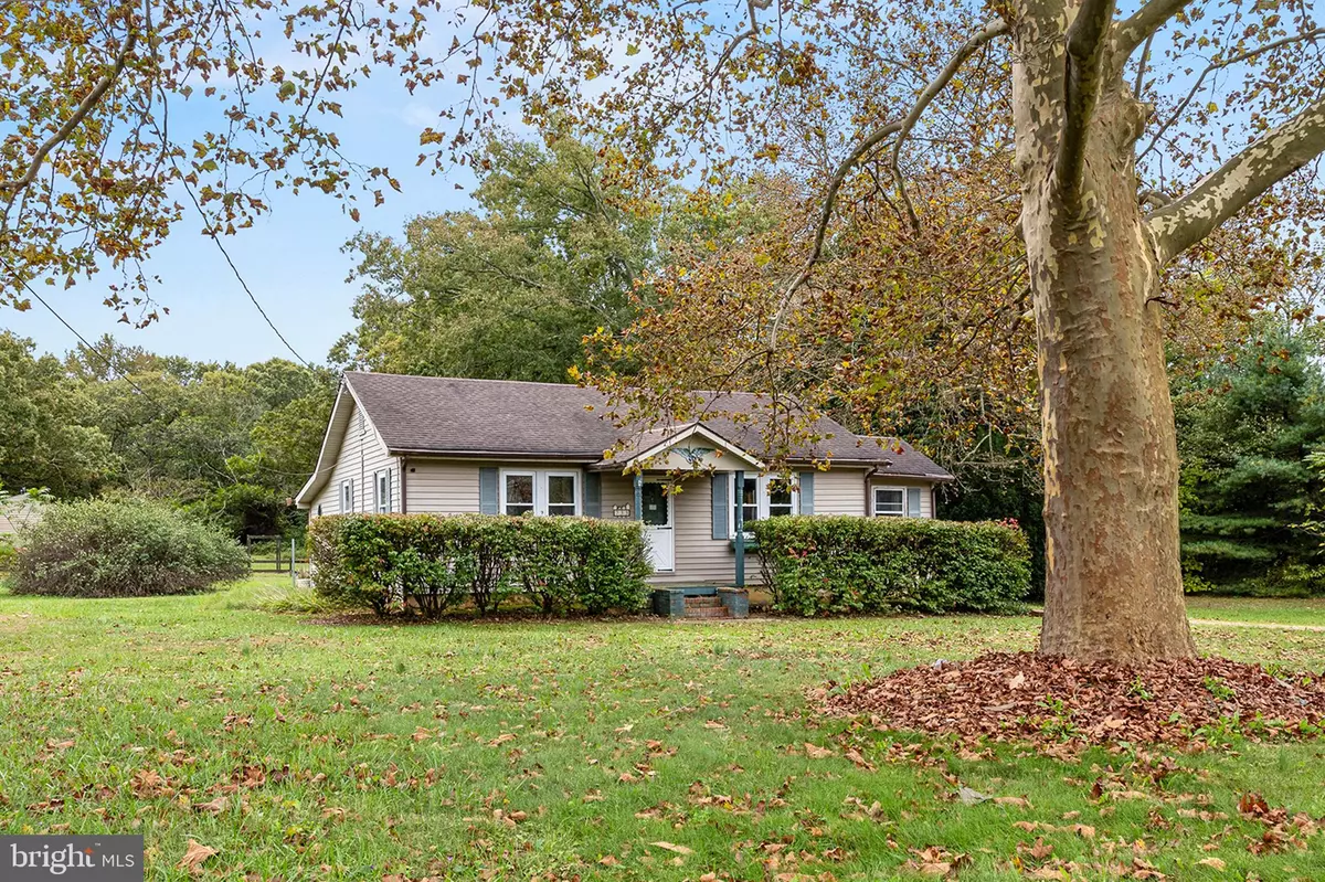 Vineland, NJ 08360,733 W FOREST GROVE RD