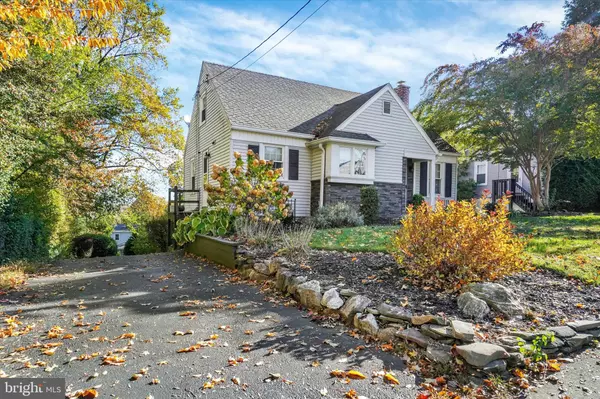 York, PA 17403,1327 HILL ST