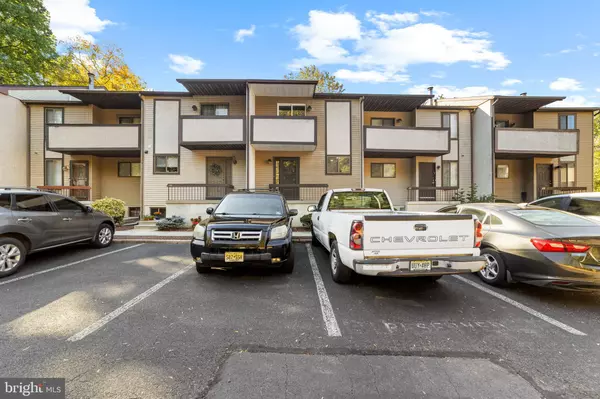 Cherry Hill, NJ 08002,47 MARA CT