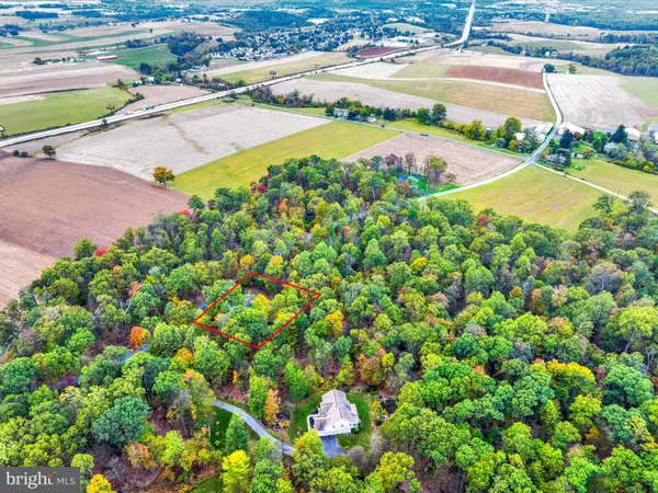 Hamburg, PA 19526,750 MOUNTAIN RD