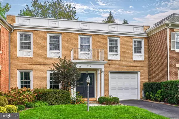 706 BLUEBERRY HILL RD, Mclean, VA 22101