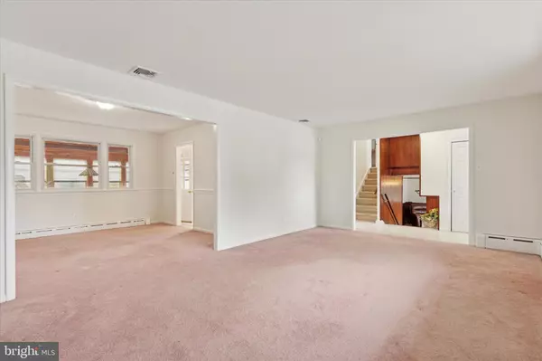 West Norriton, PA 19403,2008 HEMLOCK RD
