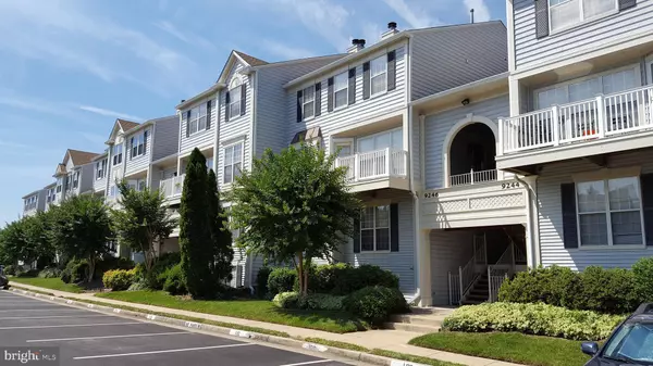 Lorton, VA 22079,9246 CARDINAL FOREST LN #301