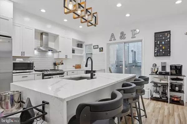 Philadelphia, PA 19146,1422 S 18TH ST