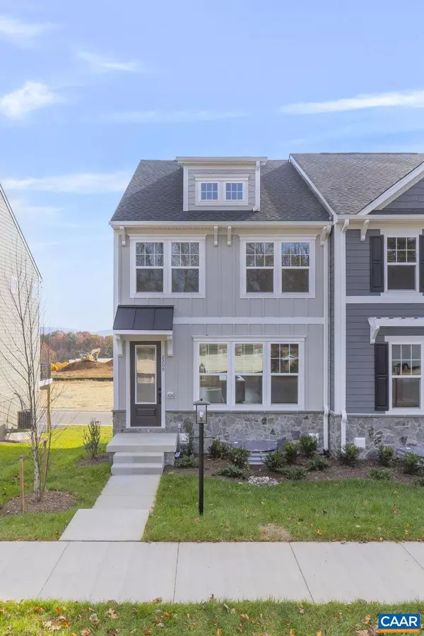 Charlottesville, VA 22901,2209 WOODBURN RD