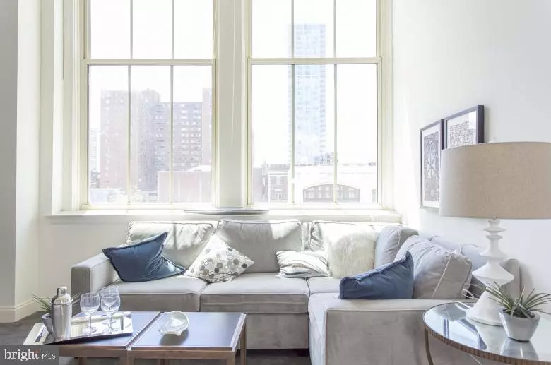 Philadelphia, PA 19103,2121-41 MARKET ST #623