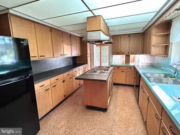 Springfield, VA 22150,7230 LACKAWANNA DR