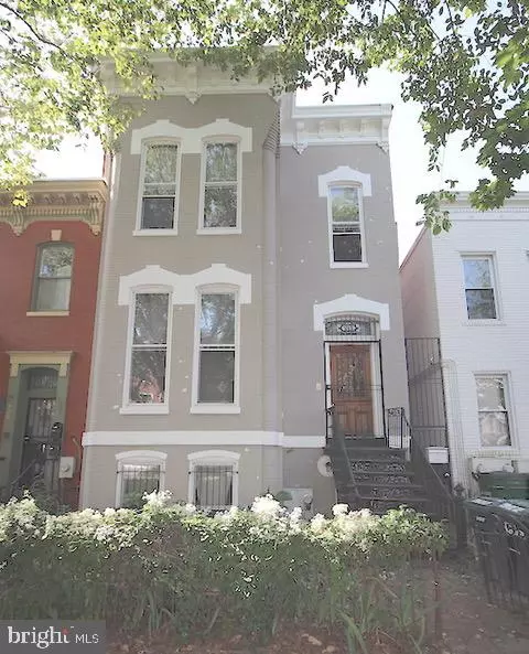 Washington, DC 20001,922 O ST NW #1