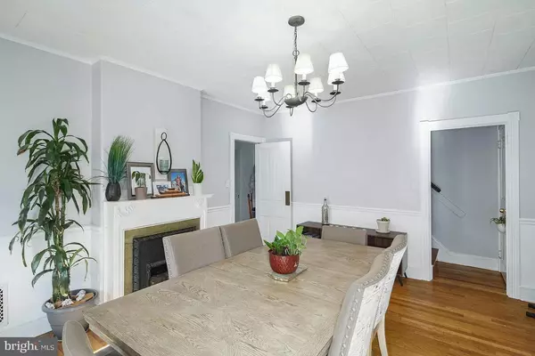 Haddonfield, NJ 08033,19 W SUMMIT AVE