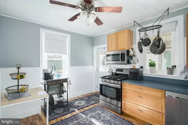 Haddonfield, NJ 08033,19 W SUMMIT AVE