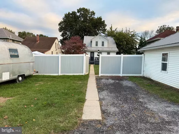 Hershey, PA 17033,1319 HARDING AVE