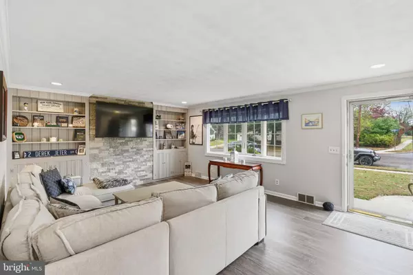 Hamilton, NJ 08619,17 SAMANTHA LN