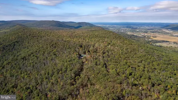 Centre Hall, PA 16828,270 LITTLE PAINT LN