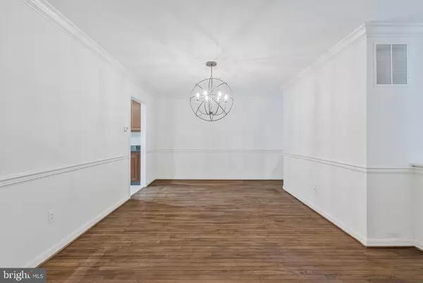 Mclean, VA 22101,1448 MCLEAN MEWS CT