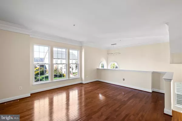 Upper Marlboro, MD 20774,420 ESMOND PL