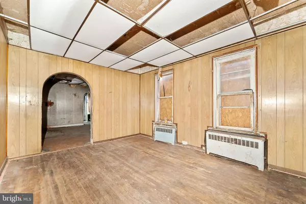 Camden, NJ 08104,1260 MECHANIC ST