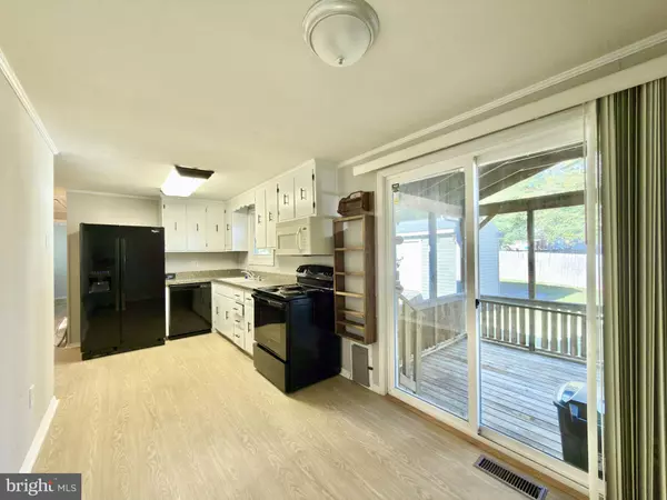 Spotsylvania, VA 22553,6806 BOB WHITE LN