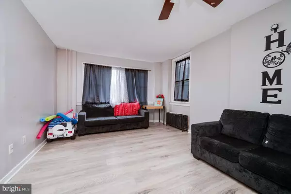 Reading, PA 19611,245 CHESTNUT ST