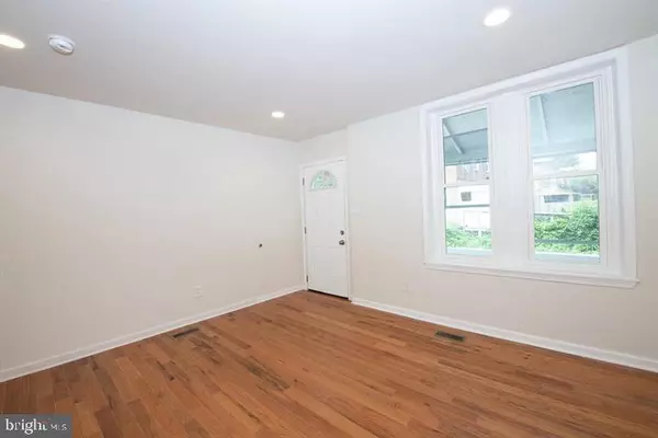 Ardmore, PA 19003,102 BROOKFIELD TER