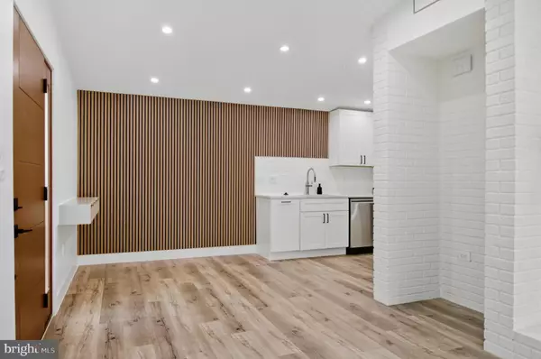 Falls Church, VA 22042,3304 BRANDY CT