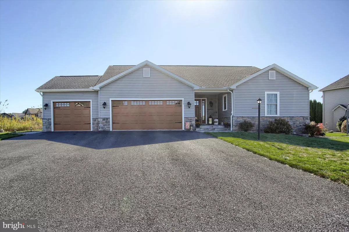 Mifflintown, PA 17059,124 FIELDERS LANE