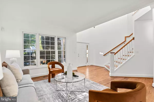 Falls Church, VA 22046,2353 CONIFER LN