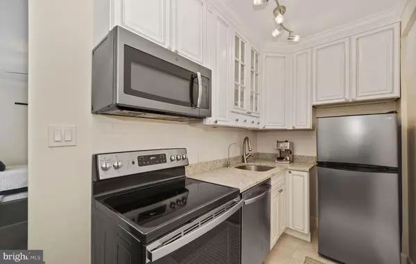 Washington, DC 20016,3051 IDAHO AVE NW #314