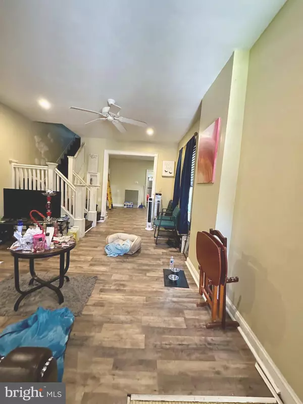 Trenton, NJ 08618,221 HIGHLAND AVE