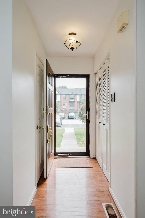 Lutherville Timonium, MD 21093,27 FARADAY DR