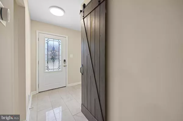 Vienna, VA 22182,1724 CY CT