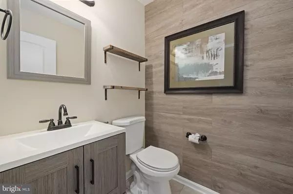 Vienna, VA 22182,1724 CY CT